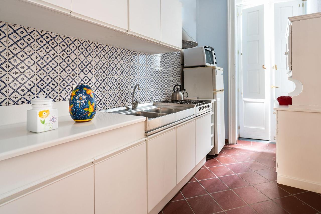 I Tre Balconi Di Via Roma Apartment Сиракузы Экстерьер фото