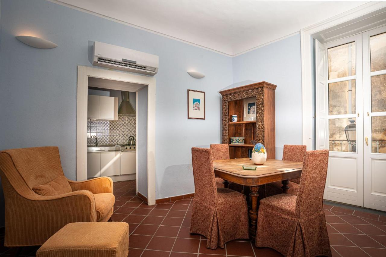 I Tre Balconi Di Via Roma Apartment Сиракузы Экстерьер фото